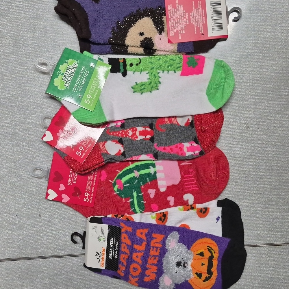 6 Colorful Halloween, Valentines, And St Pats Low Cut Socks Set 5-9 Size Shoe